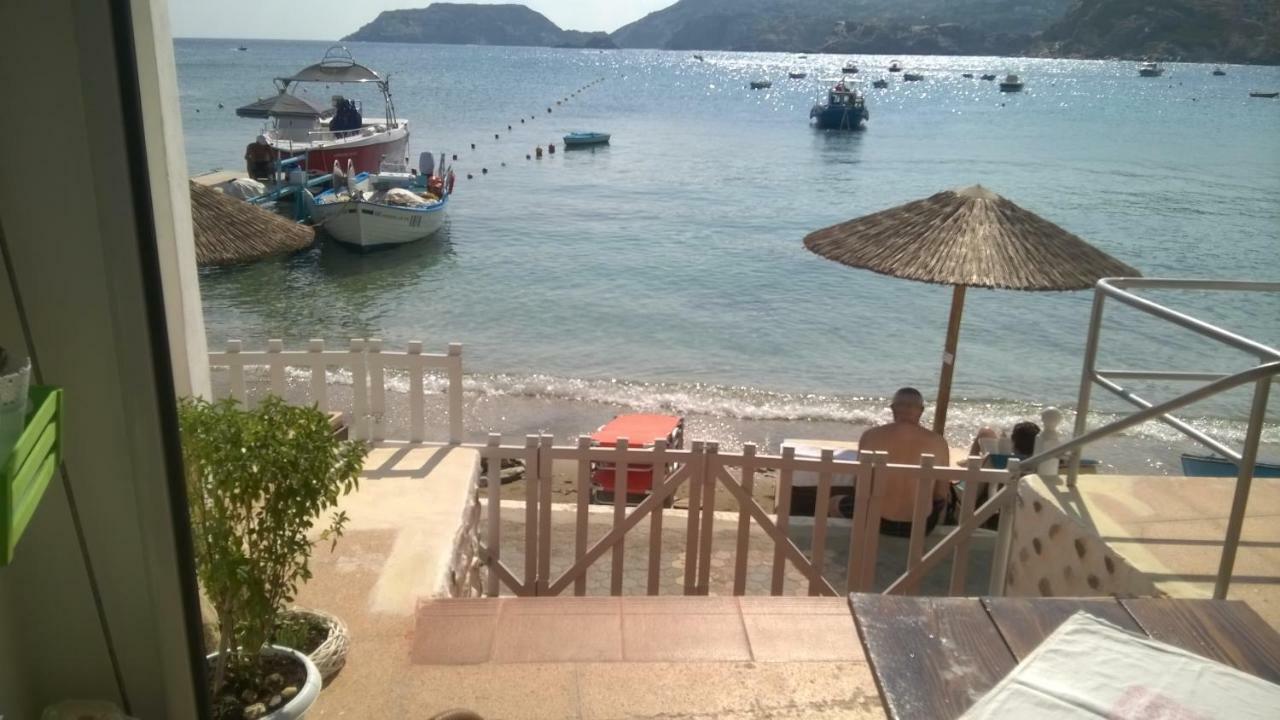 Komissa΄S Beach House Agia Pelagia Kythira المظهر الخارجي الصورة